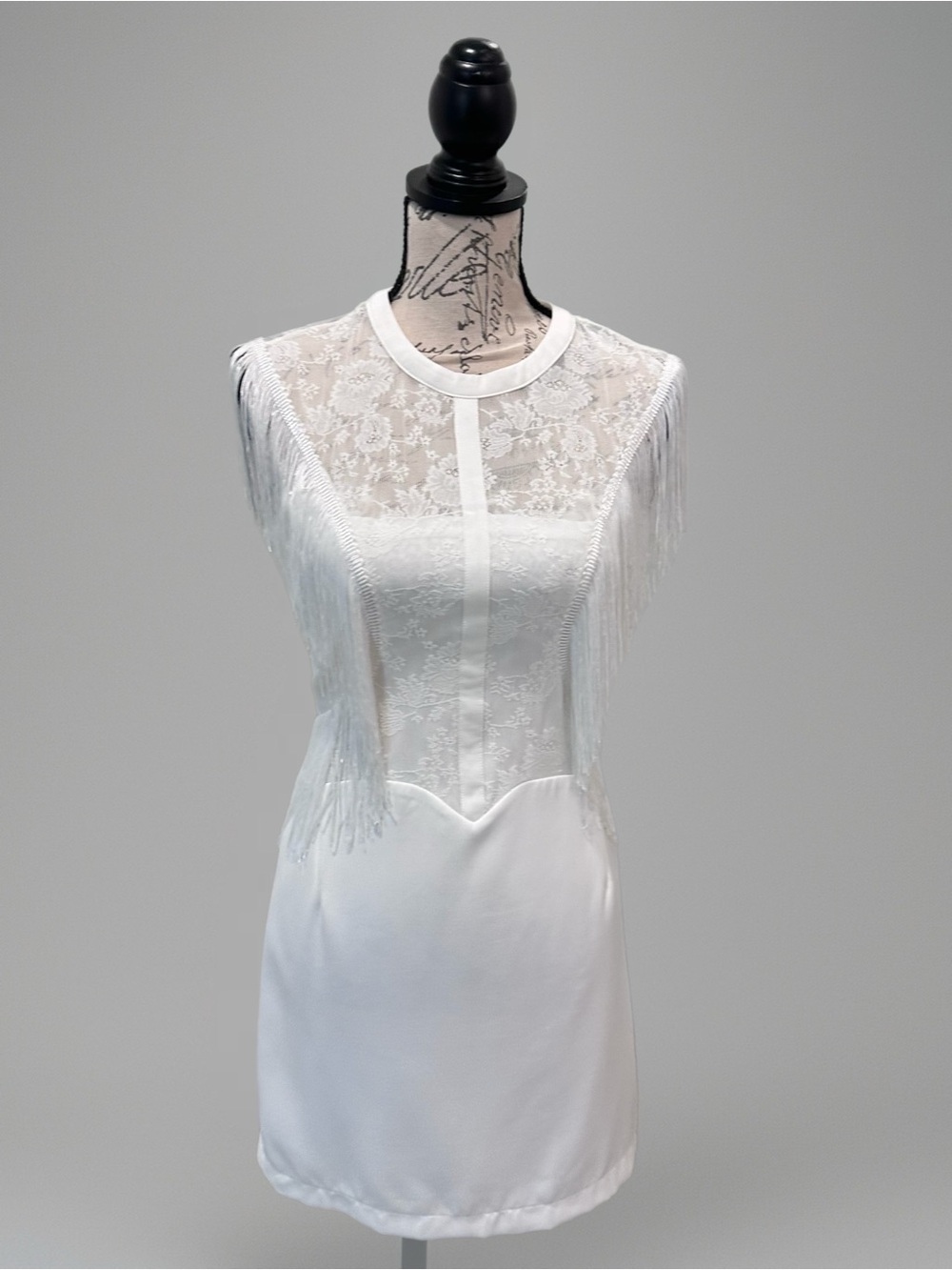 The Clothing Company White Lace & Fringe Midi Dress w/ Peek-a-Boo Back NWT Sz M